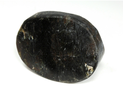 Нуумит (жедрит-антофиллит), полировка, Гренландия (32*23*17 мм, 19 г) №29920