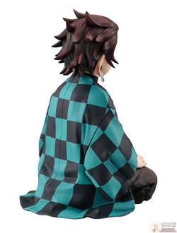 Фигурка Тандзиро Камадо (G.E.M. Kamado Tanjirou Tenohira)
