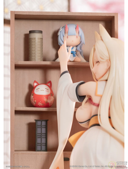 Фигурка 1/7 Куваками Кахо (Kuwakami Kaho Memorial Lobby Ver.)