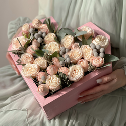 Цветочные коробки, корзины и ящики