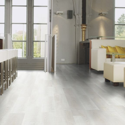 Виниловый пол Wineo 400 Wood Dream Pine Light DB00105 клеевой