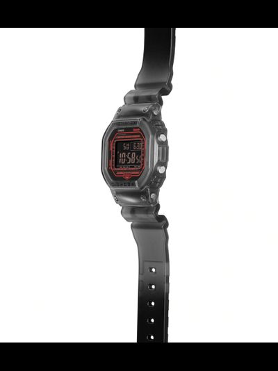 Часы Casio G-Shock DW-B5600G-1