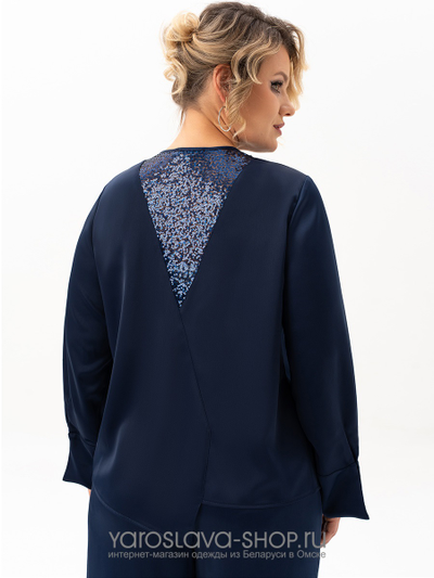 Нарядный брючный костюм в синем цвете