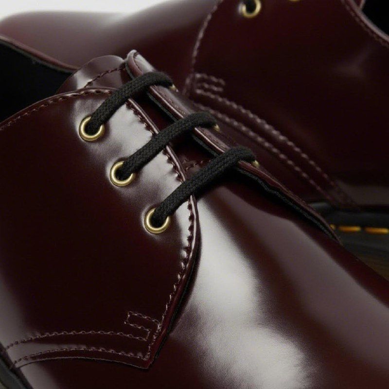 Dr.Martens Vegan крупным планом