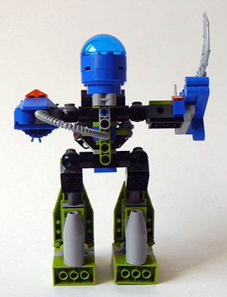 Робот Экзо–Костюм из Набора LEGO # 8189 «Магматический Манипулятор» ― Вид Сзади.