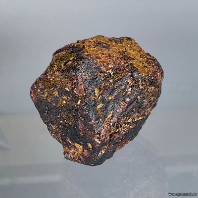 Альмандин (разн. гранат). Россия. 48*30*35мм