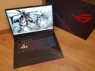 ASUS ROG STRIX G17 G712LW-EV013T ( 17.3 FHD IPS 144HZ I7-10750H RTX2070(8GB) 16GB 512SSD )