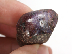 Корунд с иризацией, кристалл, полировка с одной стороны, Индия (33*25*16 мм, 29 г) №29907