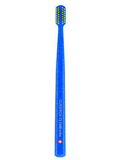 Зубная щетка ортодонтическая с углублением CS 5460 Ortho, Curaprox.