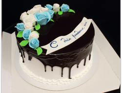 Торт на день рождения с цветами (2,5 кг.)