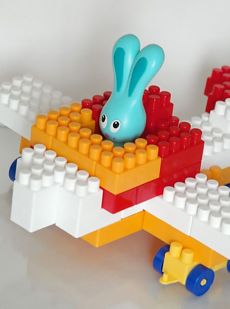 Постройки из крупного конструктора. Лего поделки. Игрушки сделанные из конструктора. Игрушки сделанные из конструктора. Лего поделки.