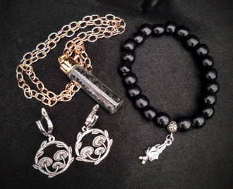 "Witch box" black