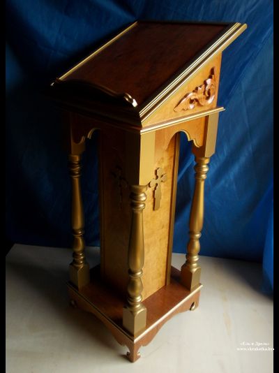 Аналой с резьбой "под золото"