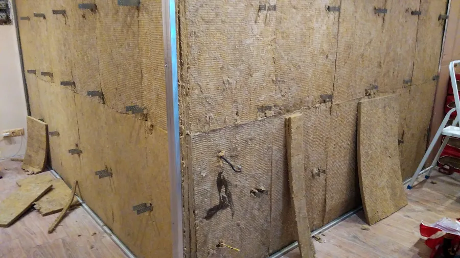 Устройство шумопоглащающих плит "СтопЗвук БП Прайм" в два слоя