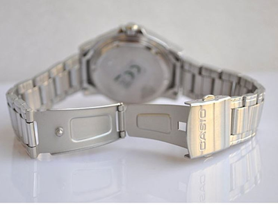 Часы Casio MTD-1053D-2A