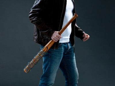 Бейсбольная бита Нигана Люсиль из т/с Ходячие Мертвецы