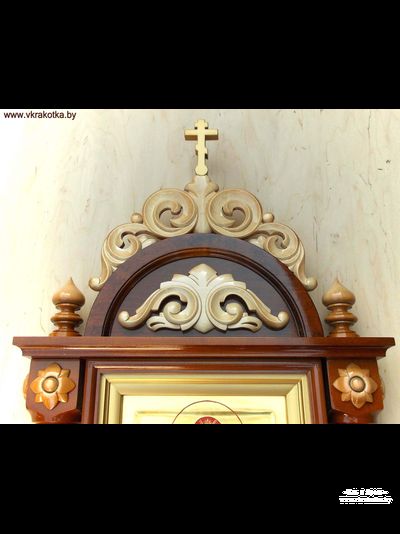 Резной киот для мерной иконы