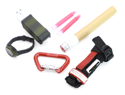 Карабин, часы, мультитул, жгут, сигнальная ракета, ХИС 1/6 (78097) - DAMTOYS