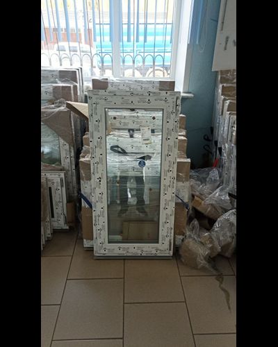 01150 -Окно пластиковое. Ширина -700 Высота -1150 .Профиль 60 , 32 стеклопакет, ПОВОРОТНО- ОТКИДНОЕ ( ПРАВОЕ ) Артикул: 00000142