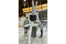 Объемная фигура из стеклопластика