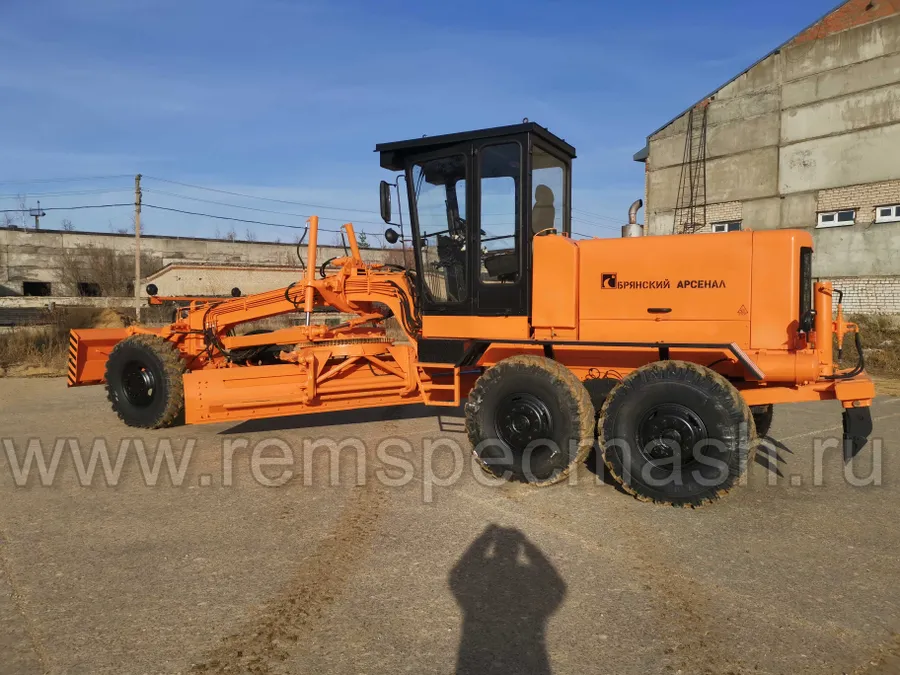 Автогрейдер ГС-14.02