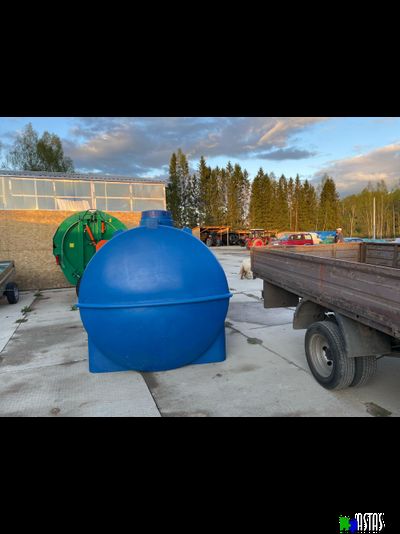 Емкость 5000 литров горизонтальная  синяя