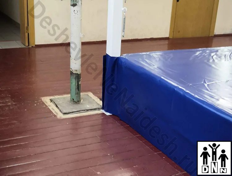 Монтаж ринга на помосте