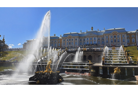 Петергоф и парк с фонтанами. Ораниенбаум