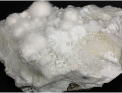 Окенит, сферолиты, Индия (90*57*35 мм, 217 г) №36077