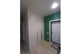 шкафы распашные