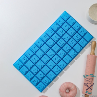 Форма для выпечки Доляна «Алфавит и цифры», 50 ячеек, 35×18,5×2 см, цвет МИКС