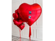 Девушка с букетом красных роз и огромным гелиевым шаром в форме сердца с личными фотографиями Троицк