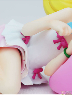 Фигурка Синобу Осино (Shinobu Oshino Donut Cushion)