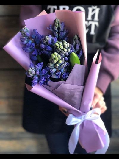 Букет из 7 гиацинтов