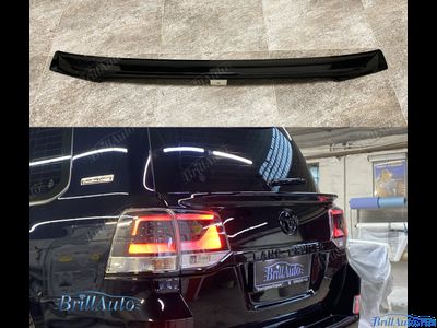 Спойлер Toyota Land Cruiser 200 16-21 черный