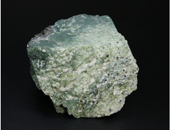 "Тейский жад", Хантигирит, коллекционный образец, Хакасия (79*90*58 мм, 586 г) №24990