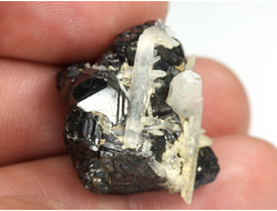 Сфалерит, Кварц, Дальнегорск, Приморский край (24*23*20 мм, 14,3 г) №37505