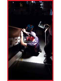 Брендирование эскалаторов