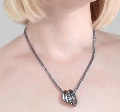 (АРТИКУЛ: 9259/01) КОЛЬЕ КОРОТКОЕ, ПОДВЕСКИ-КОЛЬЦА НА ЦЕПОЧКЕ, МЕТАЛЛ , ЦВЕТ "ЧЕРНЕНОЕ СЕРЕБРО"