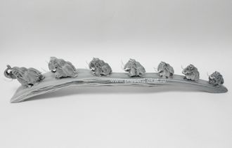 Сувенир семь мамонтов идущие по мосту