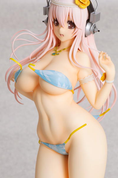 Фигурка 1/4.5 Сонико (Super Sonico Summer Vacation ver.)