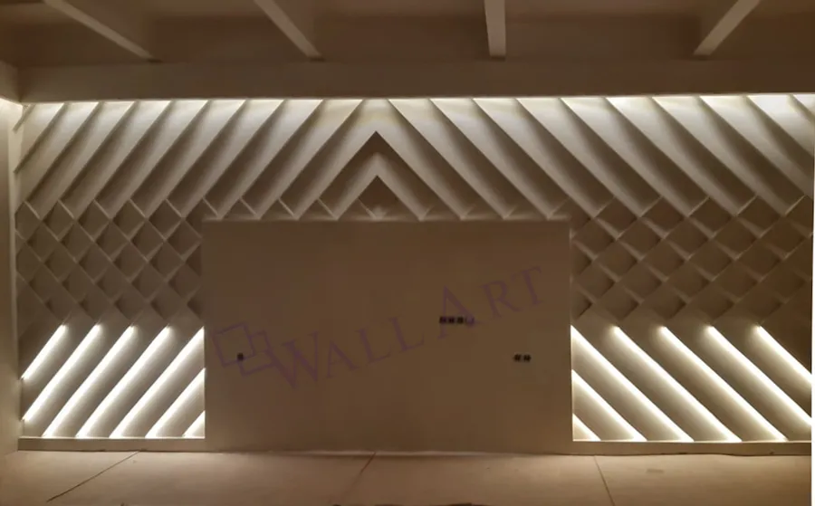 Панели были смонтированы нашими монтажниками и окрашены, установлены и подключены световые профили. Результат не может не радовать). Цвет панелей - Ral 9001 (слоновая кость). Мощность ленты - 9,6 Вт/метр.