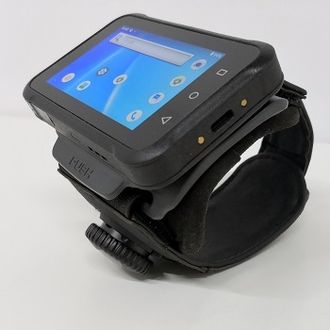 Unitech WD200 -  Наручный индустриальный терминал на Android