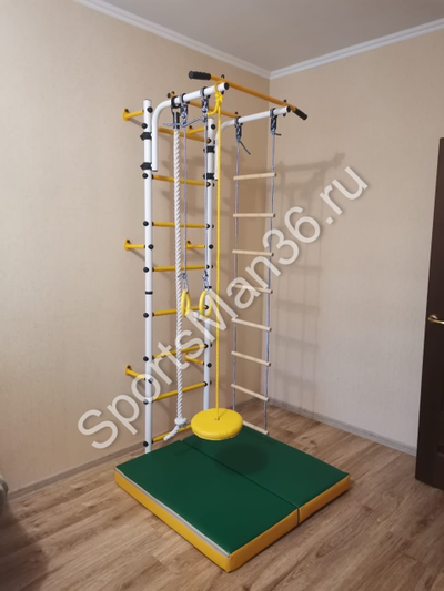 Мат гимнастический сине-жёлто-зелёный 1,0х1,0х0,1 м складной