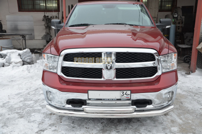 Защита переднего бампера двойная d76/60 для Dodge RAM 1500