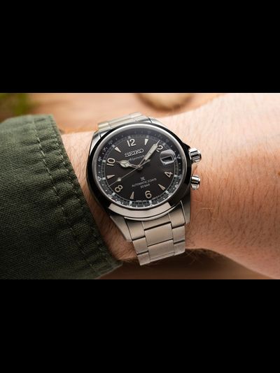 Наручные часы Seiko SPB505J1