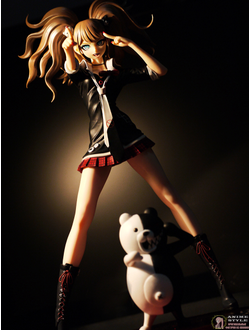 Фигурка Джунко Эношима (Enoshima Junko Monokuma)