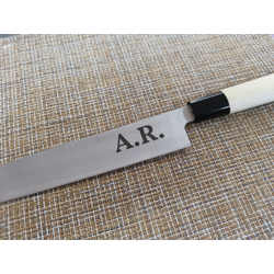 Гравировка на ноже