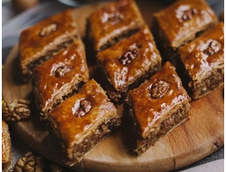 Пахлава Бакинская с грецким орехом,  шт