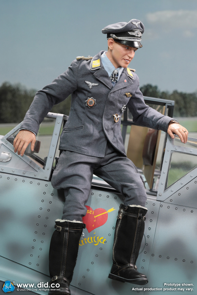 ПРЕДЗАКАЗ - Пилот Люфтваффе - Коллекционная фигурка 1/6 WWII German Luftwaffe Ace Pilot – Erich Hartmann (D80190) - DID ?ЦЕНА: 26300 РУБ.?